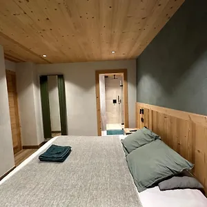 Appartement Luxueux T4 - Lac 5 Min - Parkings Privatifs - Vue Lac Et Montagne, Annecy