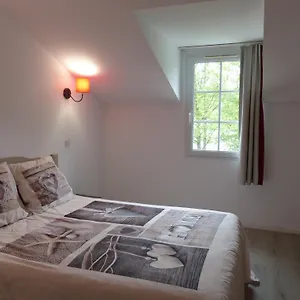 https://maisonnette-au-bord-du-lac.midi-pyreneeshotels.com